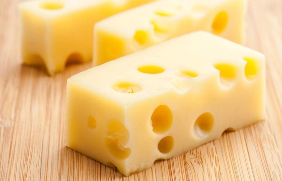 succinylated monoglycerides تكبير حجم الخبز وتحسين المرونة